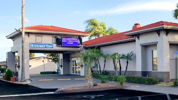Rodeway Inn Sun City Center Exterior