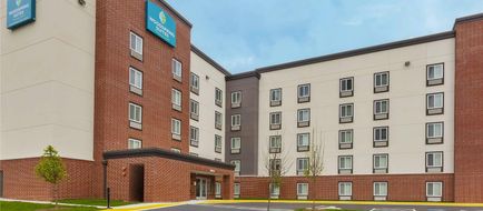 WoodSpring Suites Washington DC Exterior