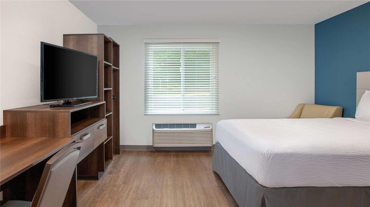 WoodSpring Suites Washington DC Room