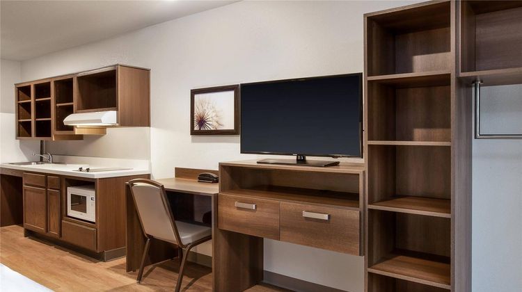 WoodSpring Suites Washington DC Room