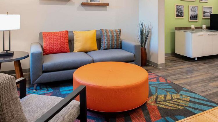 WoodSpring Suites Washington DC Area Lobby