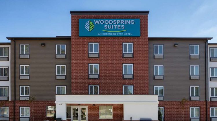 WoodSpring Suites Washington DC Area Exterior