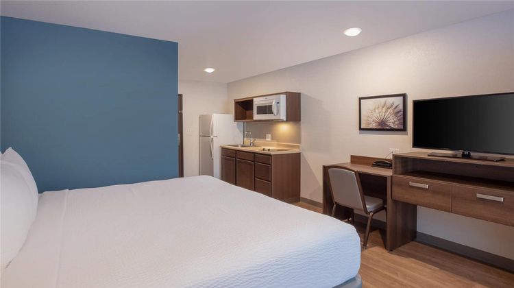 WoodSpring Suites Washington DC Area Room