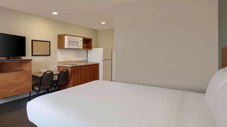 <b>WoodSpring Suites Frederick Room</b>. Images powered by <a href="https://iceportal.shijigroup.com/" title="IcePortal" target="_blank">IcePortal</a>.
