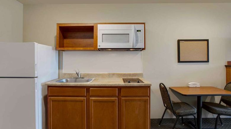 <b>WoodSpring Suites Frederick Room</b>. Images powered by <a href="https://iceportal.shijigroup.com/" title="IcePortal" target="_blank">IcePortal</a>.