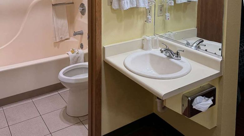 <b>Rodeway Inn Moriarty Room</b>. Images powered by <a href="https://iceportal.shijigroup.com/" title="IcePortal" target="_blank">IcePortal</a>.