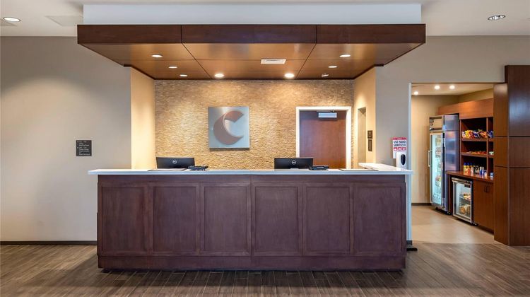 Comfort Suites Midland West Lobby