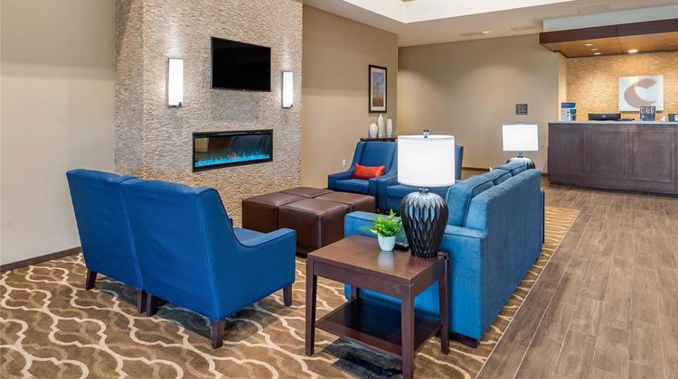 Comfort Suites Midland West Lobby
