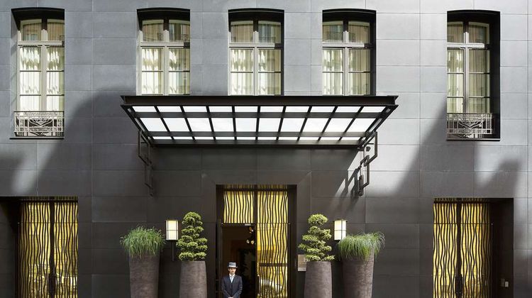 Hotel Marignan Champs-Elysees Exterior