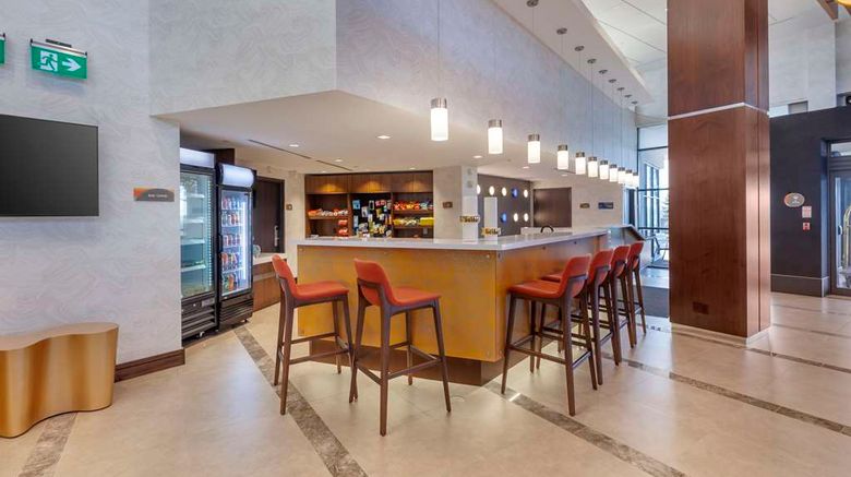 <b>GLo Best Western Mississauga Corp Centre Lobby</b>. Images powered by <a href="https://iceportal.shijigroup.com/" title="IcePortal" target="_blank">IcePortal</a>.