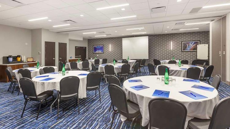 GLo Best Western Mississauga Corp Centre Meeting