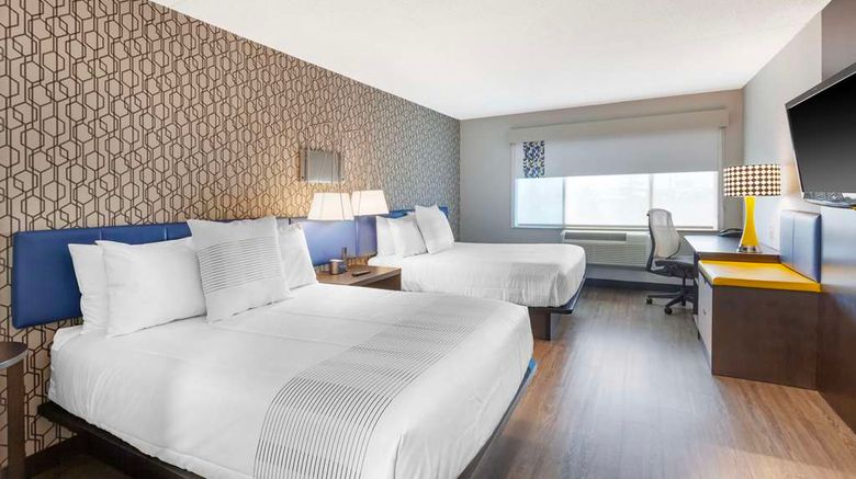 <b>GLo Best Western Mississauga Corp Centre Room</b>. Images powered by <a href="https://iceportal.shijigroup.com/" title="IcePortal" target="_blank">IcePortal</a>.