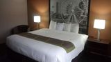 Super 8 by Wyndham Lynnwood Room