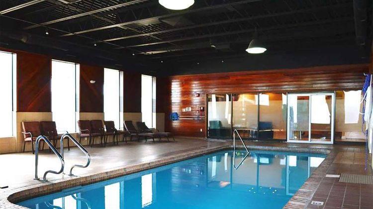 Travelodge by Wyndham Regina Pool