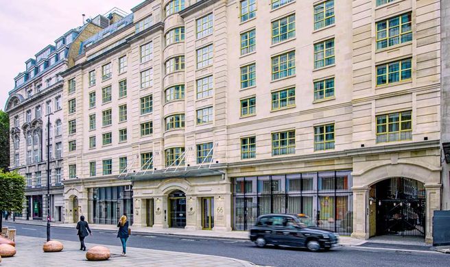 Middle Eight Hotel Exterior