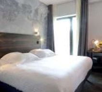 Hotel Victor Hugo & Spa Room