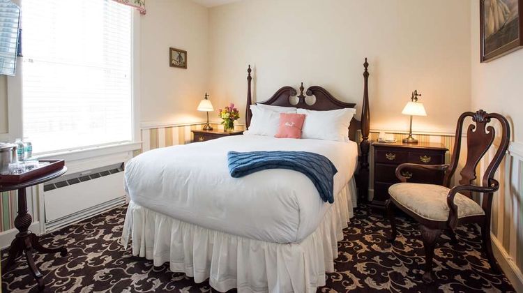 Jared Coffin House Room