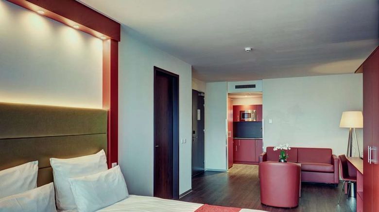 <b>1770 Lagoons Central Apartment Resort Room</b>. Images powered by <a href=https://www.travelagewest.com/Hotels/Agnes-Waters-Australia/