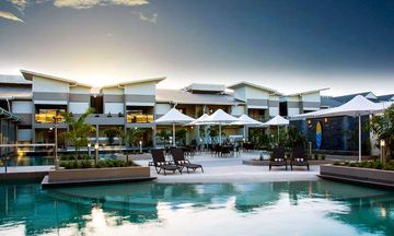1770 Lagoons Central Apartment Resort
