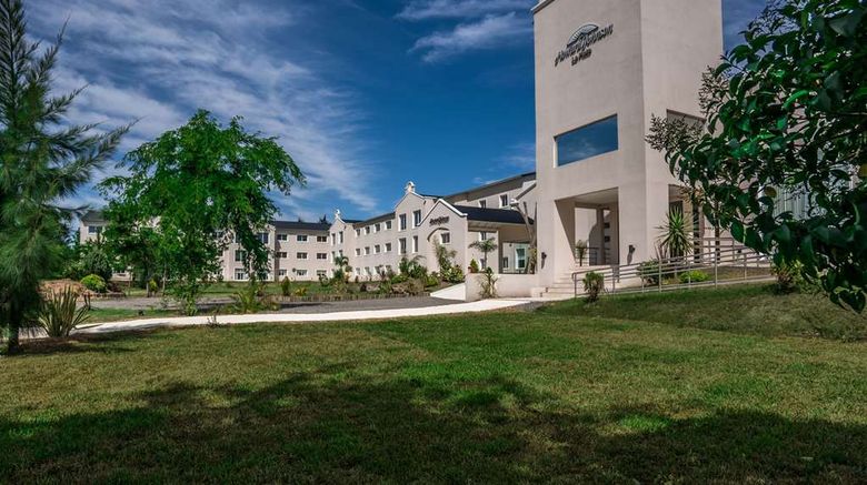 <b>Howard Johnson by Wyndham La Plata Exterior</b>. Images powered by <a href="https://iceportal.shijigroup.com/" title="IcePortal" target="_blank">IcePortal</a>.