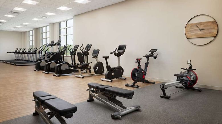 <b>Hilton Charlotte Airport Health</b>. Images powered by <a href="https://iceportal.shijigroup.com/" title="IcePortal" target="_blank">IcePortal</a>.