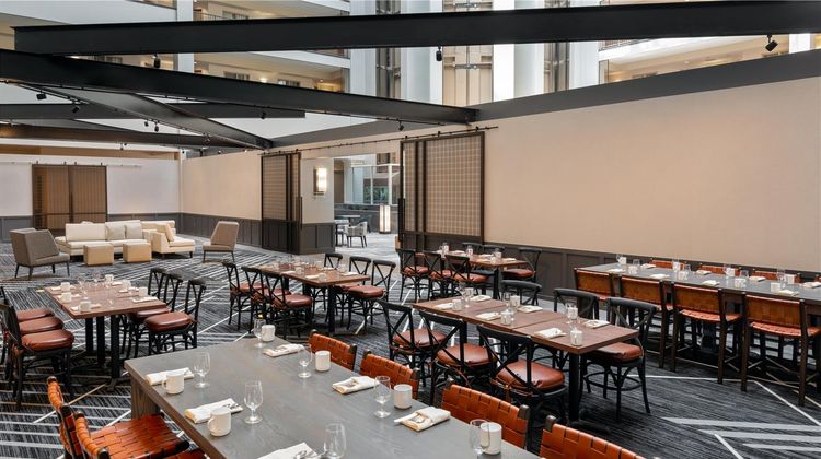 Hilton Charlotte Airport Restaurant
