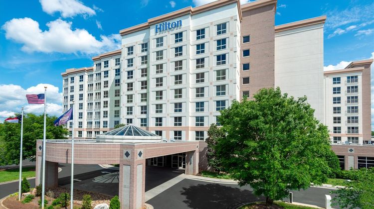 Hilton Charlotte Airport Exterior