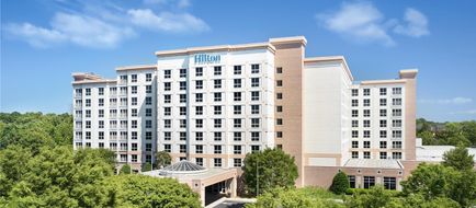 Hilton Charlotte Airport Exterior