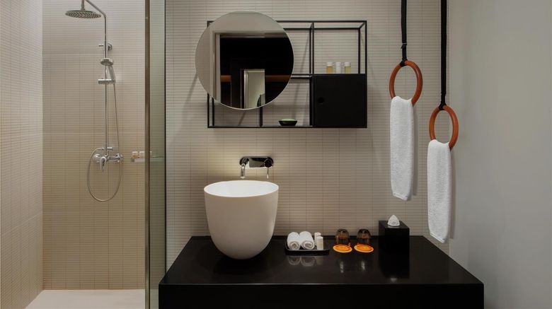 <b>Canopy by Hilton Dubai Al Seef Room</b>. Images powered by <a href="https://iceportal.shijigroup.com/" title="IcePortal" target="_blank">IcePortal</a>.