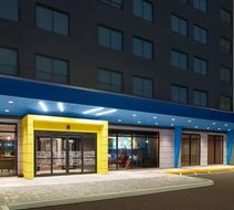 Tru by Hilton Ft Lauderdale Airport Exterior