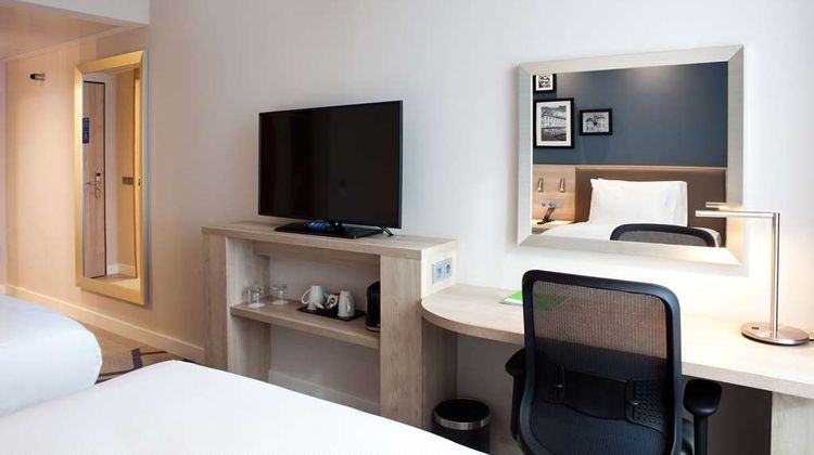 Hampton by Hilton Munich City East Room