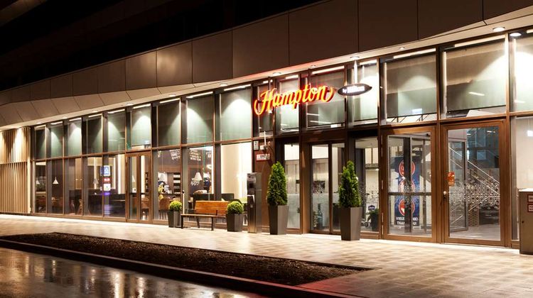Hampton by Hilton Munich City East Exterior