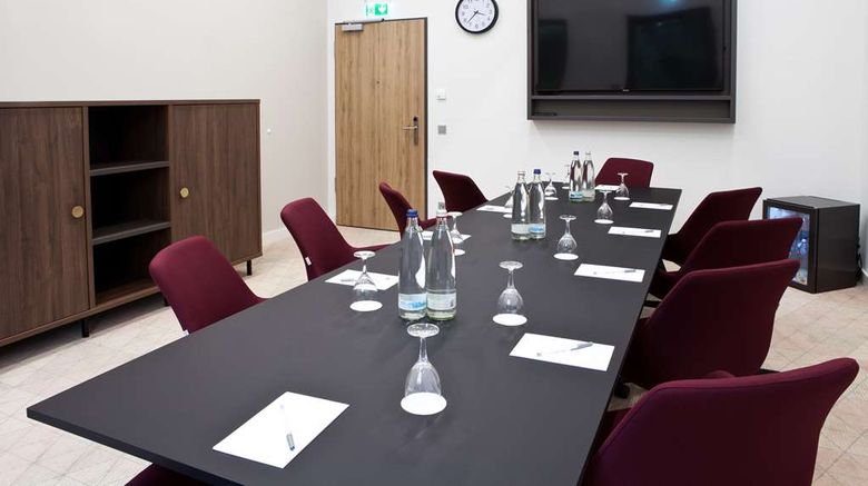 <b>Hampton by Hilton Munich City East Meeting</b>. Images powered by <a href="https://iceportal.shijigroup.com/" title="IcePortal" target="_blank">IcePortal</a>.