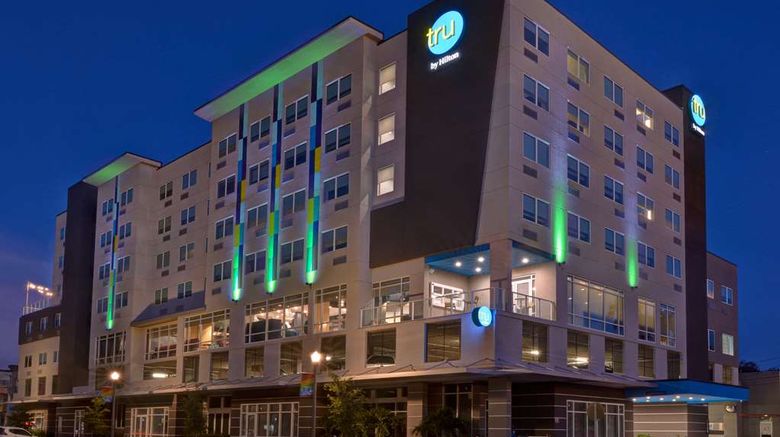 <b>Tru by Hilton St Petersburg Downtown Exterior</b>. Images powered by <a href="https://iceportal.shijigroup.com/" title="IcePortal" target="_blank">IcePortal</a>.