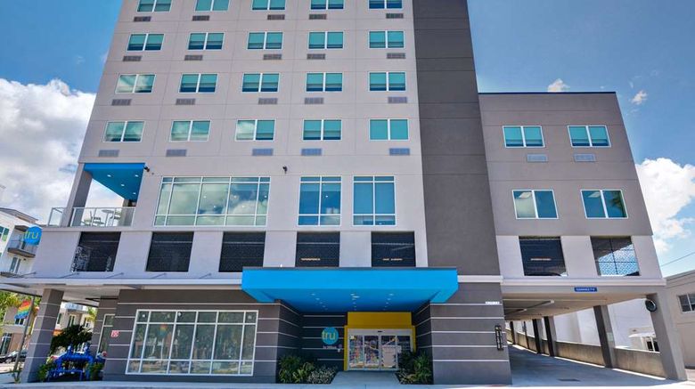<b>Tru by Hilton St Petersburg Downtown Exterior</b>. Images powered by <a href="https://iceportal.shijigroup.com/" title="IcePortal" target="_blank">IcePortal</a>.