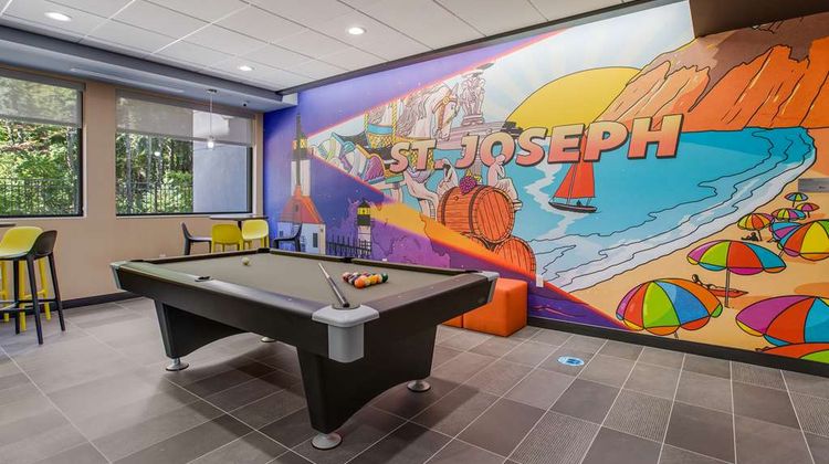 Tru by Hilton Saint Joseph Recreation