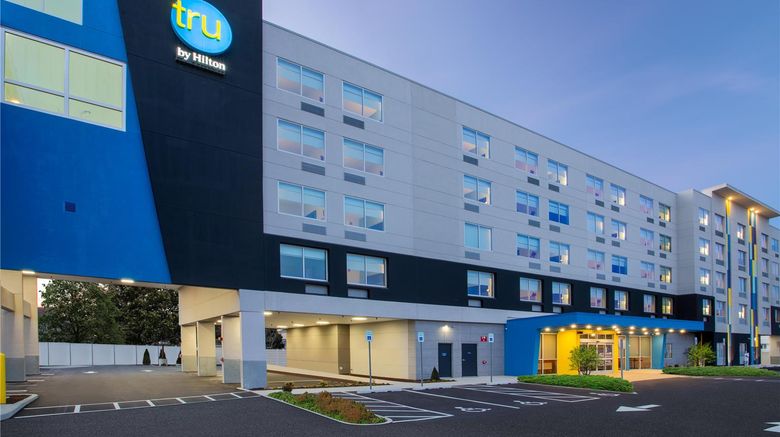 <b>Tru by Hilton Ocean City Bayside Exterior</b>. Images powered by <a href="https://iceportal.shijigroup.com/" title="IcePortal" target="_blank">IcePortal</a>.