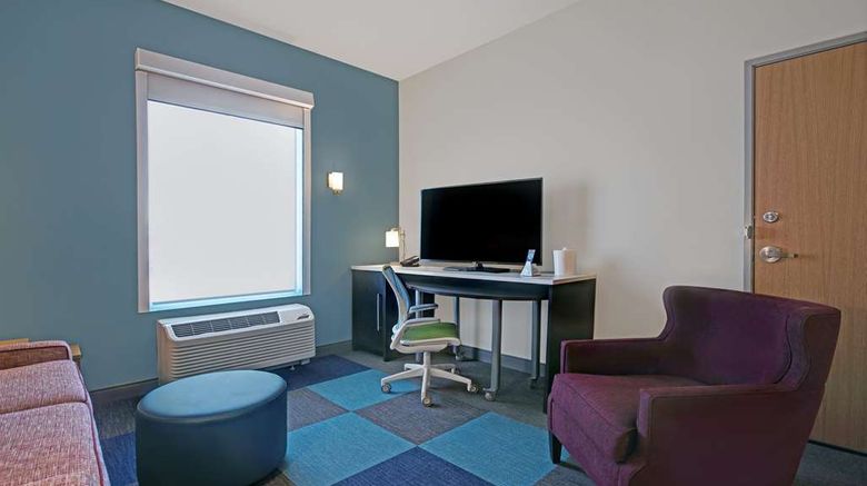 <b>Home2 Suites by Hilton Yuma Pivot Point Room</b>. Images powered by <a href="https://iceportal.shijigroup.com/" title="IcePortal" target="_blank">IcePortal</a>.