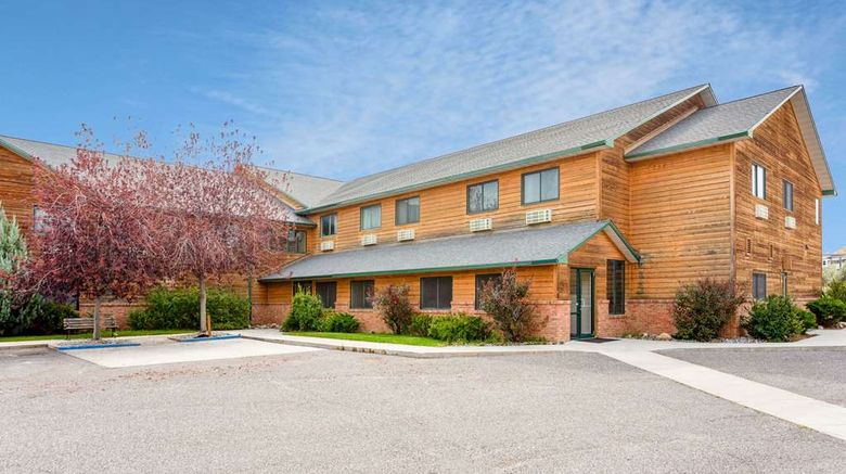 <b>Inn at Lander, Travelodge by Wyndham Exterior</b>. Images powered by <a href="https://iceportal.shijigroup.com/" title="IcePortal" target="_blank">IcePortal</a>.