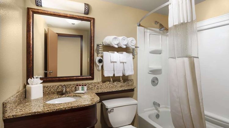 Roosevelt Grand Dakota, SureStay Collect Room