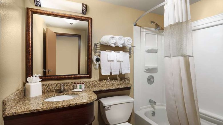 <b>Roosevelt Grand Dakota, SureStay Collect Room</b>. Images powered by <a href="https://iceportal.shijigroup.com/" title="IcePortal" target="_blank">IcePortal</a>.