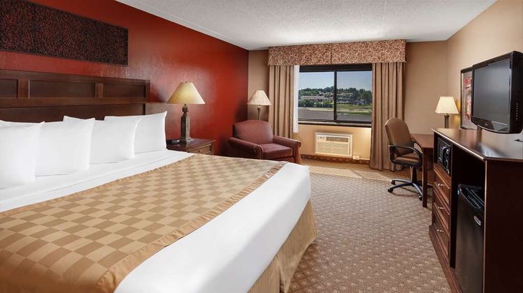 Roosevelt Grand Dakota, SureStay Collect Room