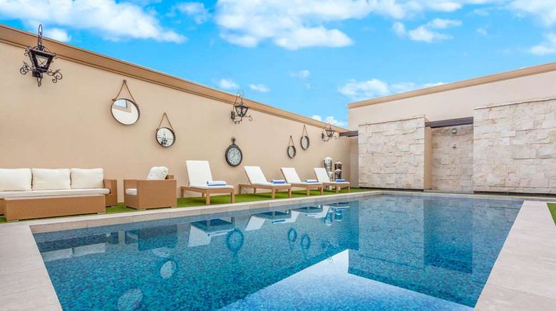 <b>Wyndham Torreon Pool</b>. Images powered by <a href="https://iceportal.shijigroup.com/" title="IcePortal" target="_blank">IcePortal</a>.