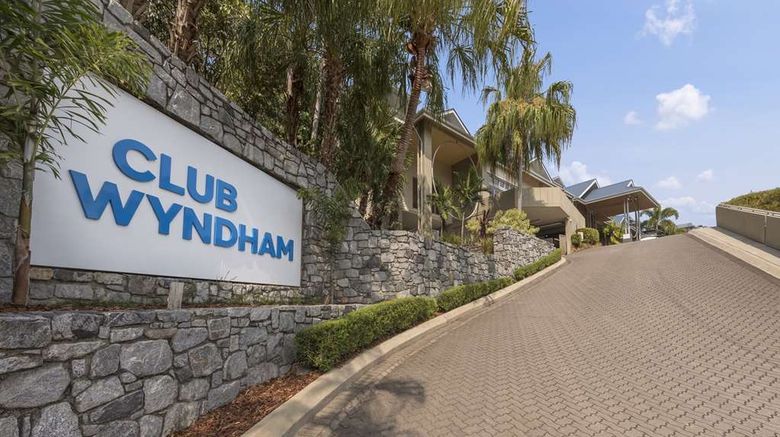 Club Wyndham Airlie Beach Exterior. Images powered by <a href="https://iceportal.shijigroup.com" target="_blank" rel="noopener">Ice Portal</a>.