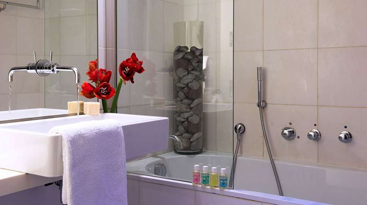 Hotel Beau Rivage Room