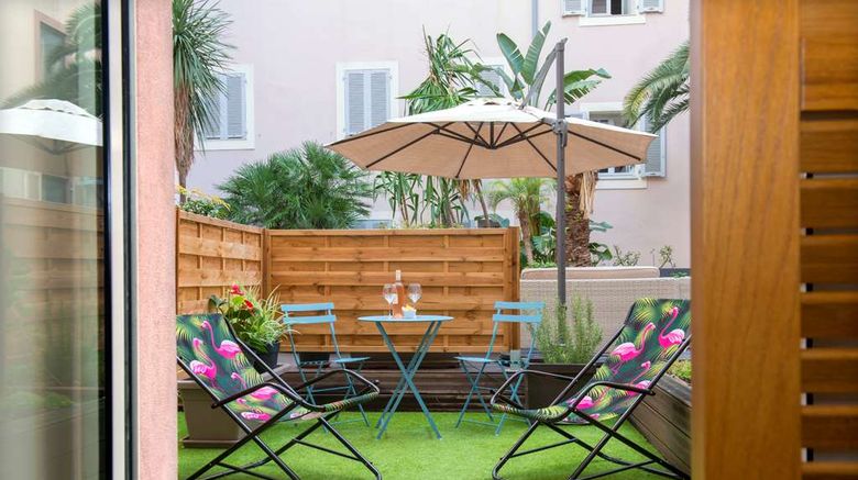 <b>Hotel Beau Rivage Exterior</b>. Images powered by <a href="https://iceportal.shijigroup.com/" title="IcePortal" target="_blank">IcePortal</a>.