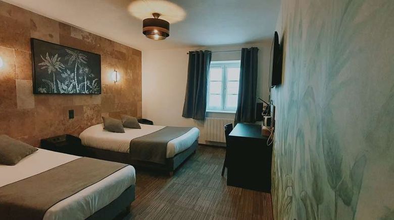 <b>Moulin de la Brevette Room</b>. Images powered by <a href="https://iceportal.shijigroup.com/" title="IcePortal" target="_blank">IcePortal</a>.