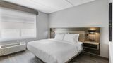 <b>Best Western Plus Savannah Gateway Room</b>. Images powered by <a href="https://iceportal.shijigroup.com/" title="IcePortal" target="_blank">IcePortal</a>.