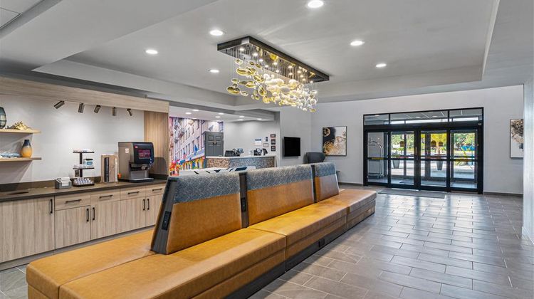 Best Western Plus Savannah Gateway Lobby