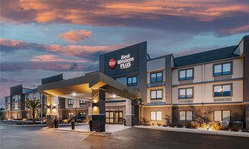 Best Western Plus Savannah Gateway